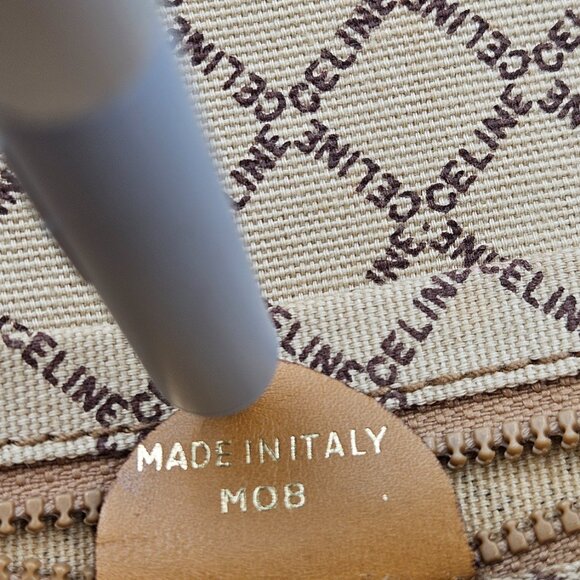 Céline  Macadam Triompe Leather Pochette - Picture 3 of 17